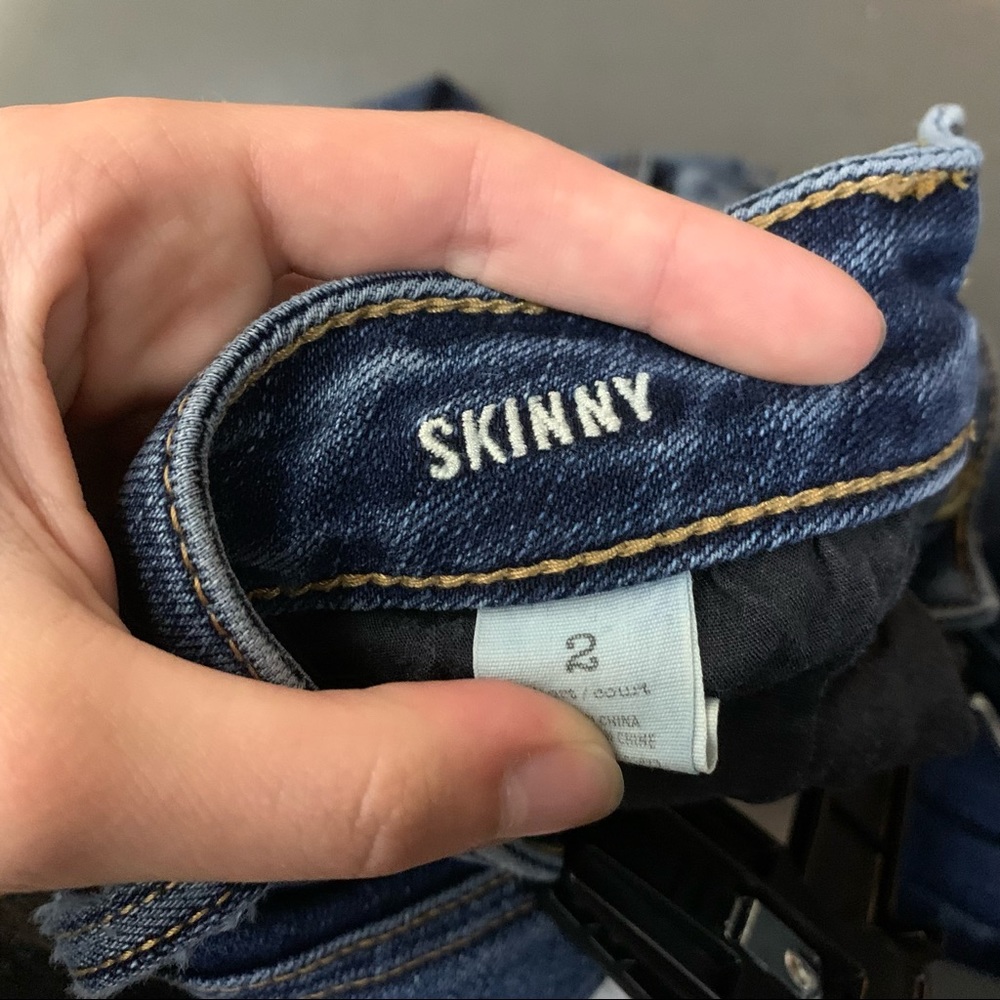 Women’s American Eagle Jeans | Size 2 - Picture 3 of 3